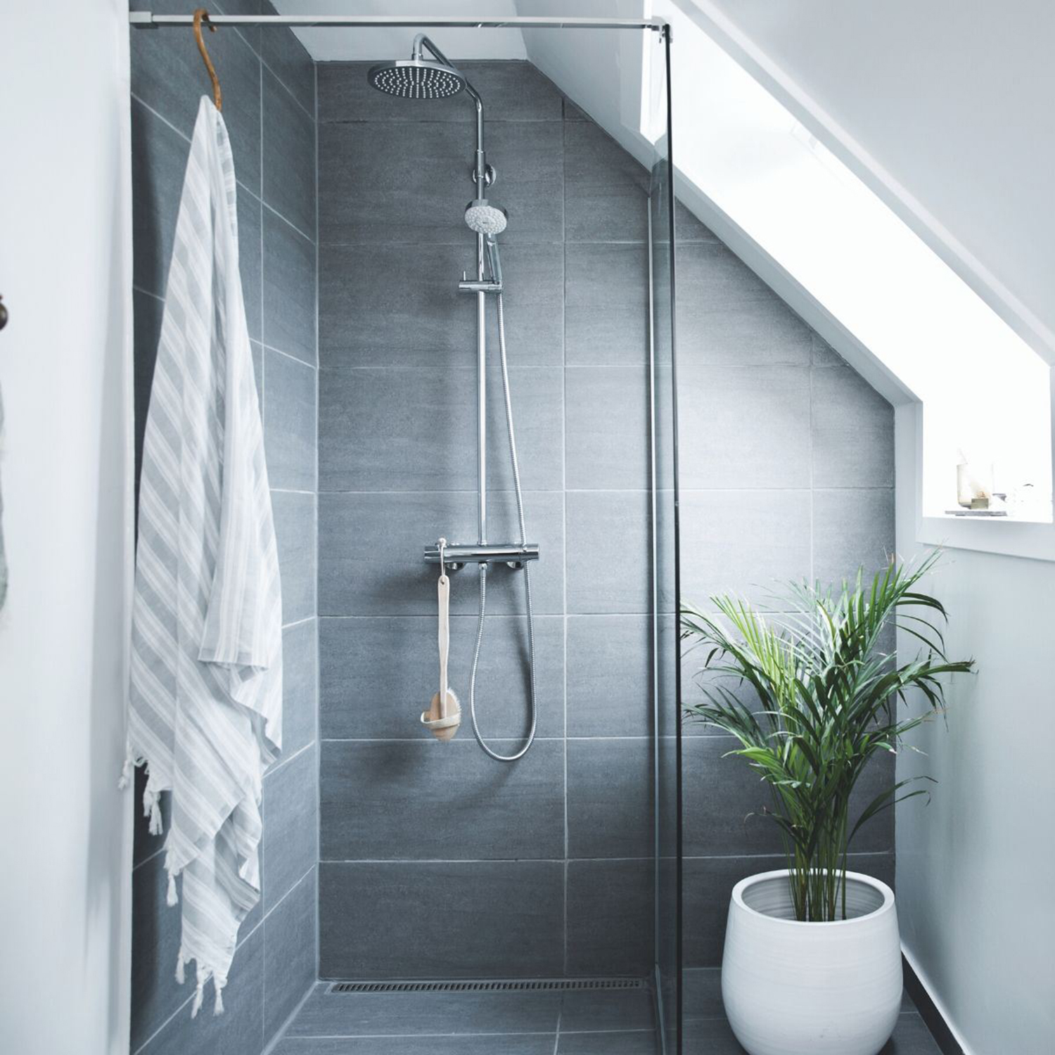 Hilina Takdusj - Krom - Bilde 3